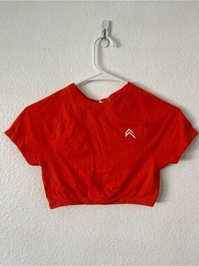 Oner Active EFFORTLESS SEAMLESS SHORT SLEEVE CROP TOP Fits Small